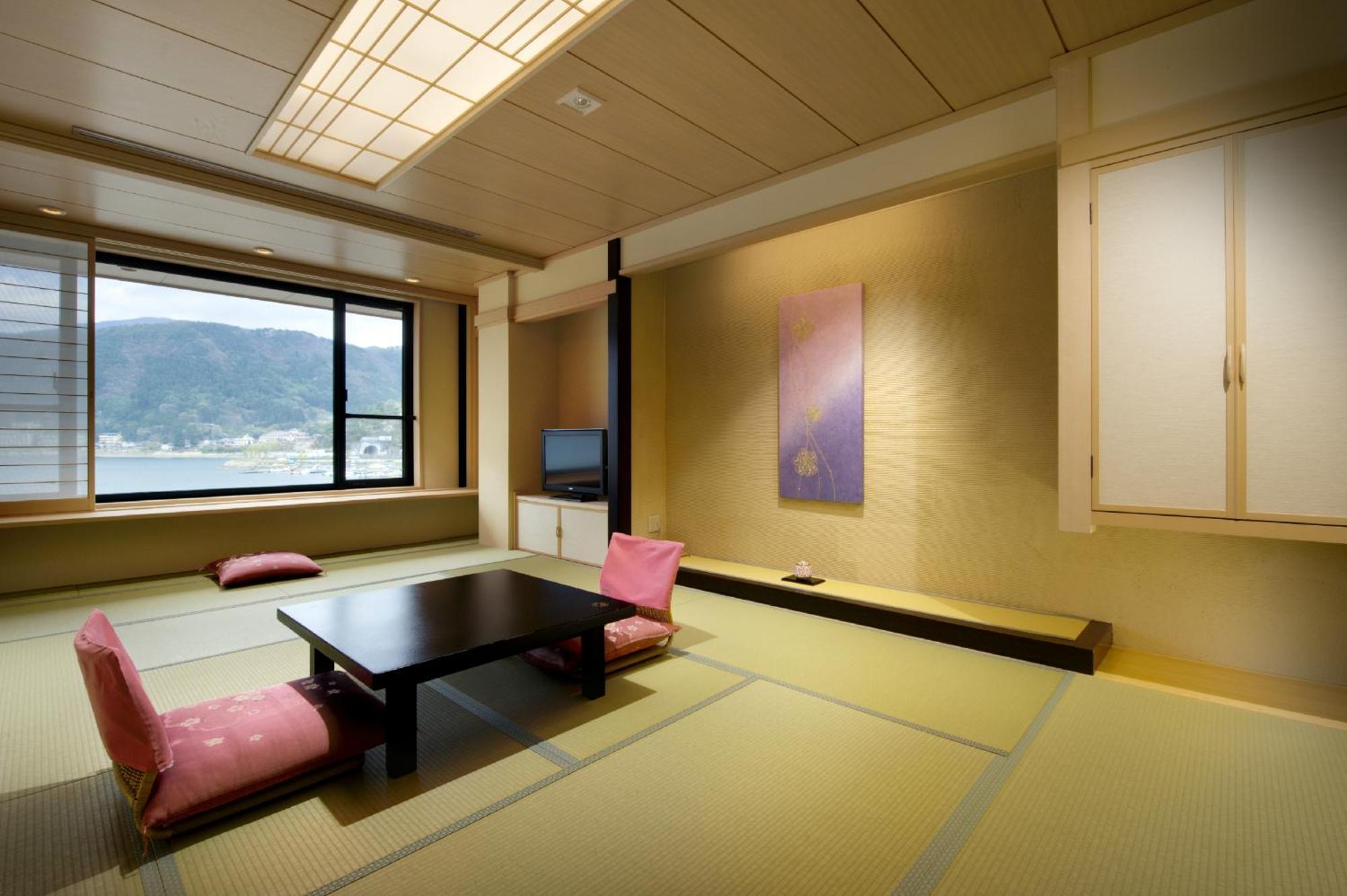 Hotel Fujikawaguchiko Onsen Konanso Exteriér fotografie A traditional Japanese room