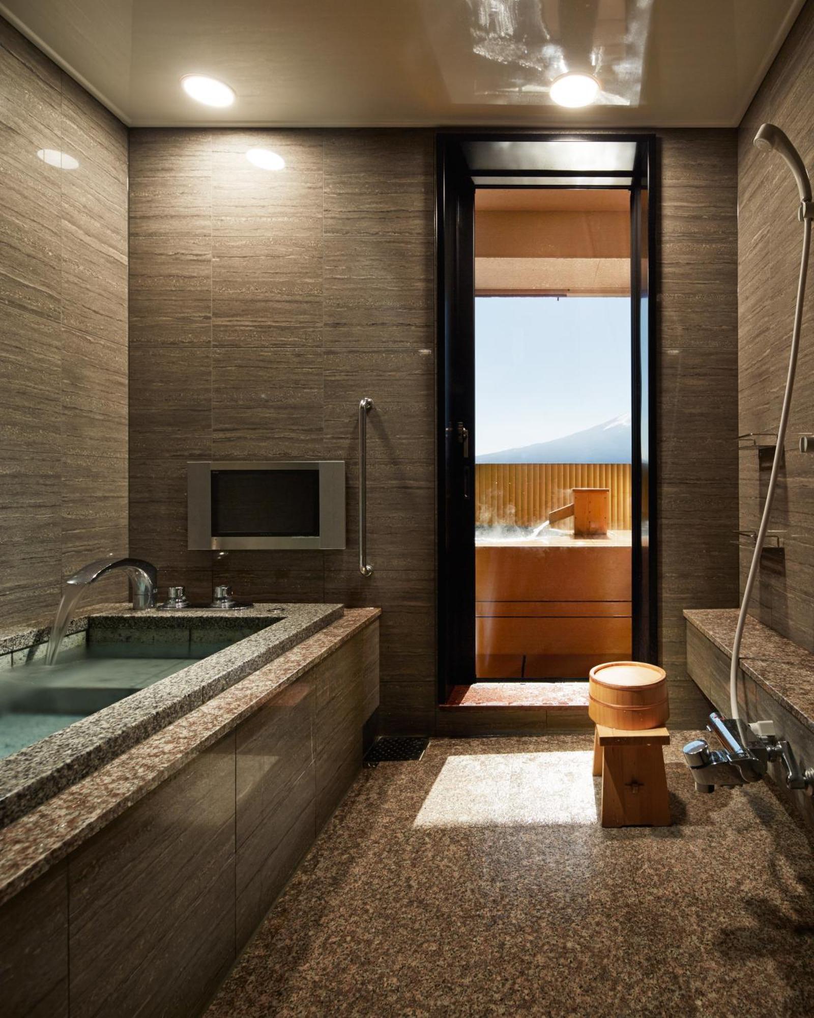 Hotel Fujikawaguchiko Onsen Konanso Pokoj fotografie A modern onsen