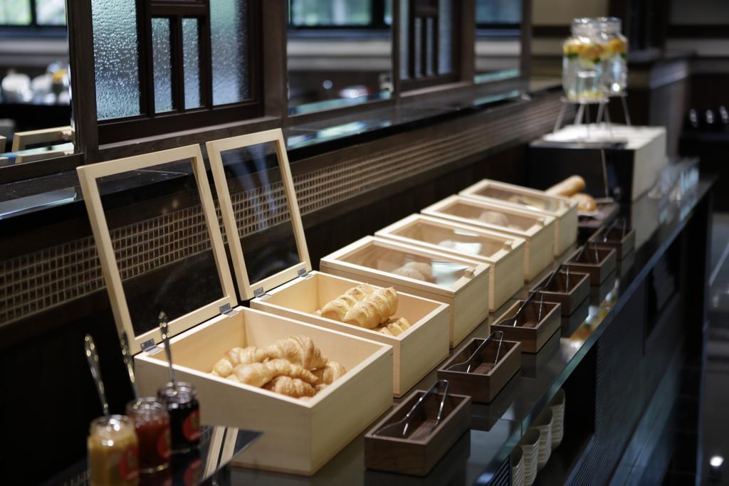 Hotel Fujikawaguchiko Onsen Konanso Exteriér fotografie A selection of dim sum at a dim sum restaurant in Hong Kong