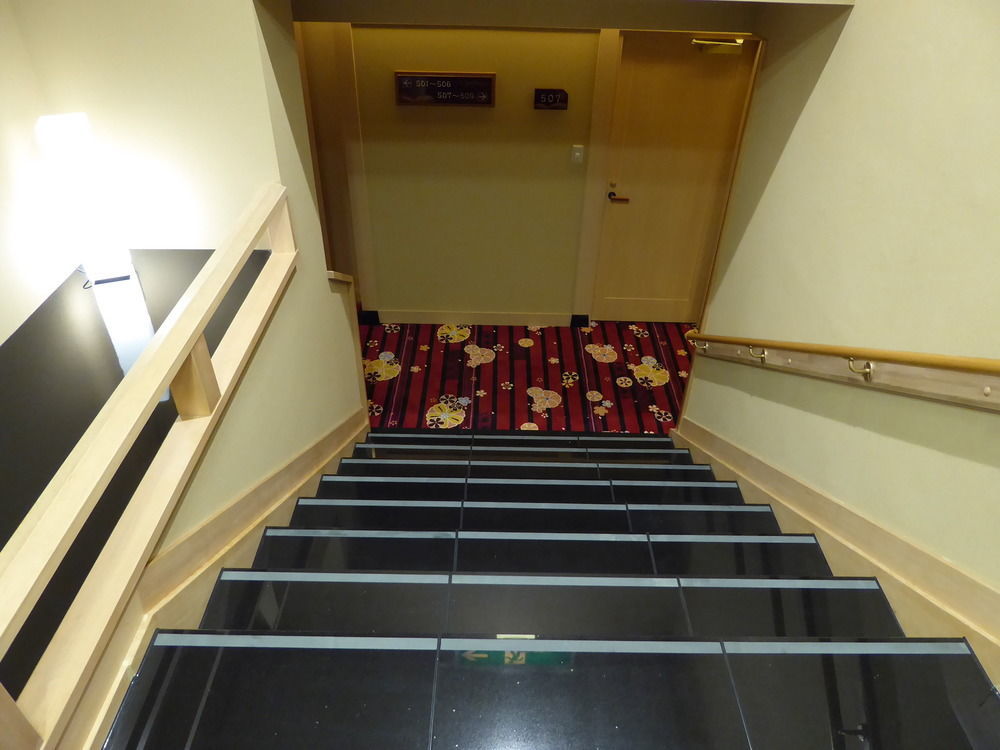 Hotel Fujikawaguchiko Onsen Konanso Exteriér fotografie Stairs in the hotel